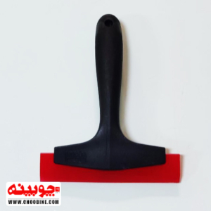 کاردک ژله ای نصب برچسب شیشه دودی و رفلکس و شیشه مات کن-دسته مشکی لبه قرمز -کاردک دسته دار- چوبینه - کد 3